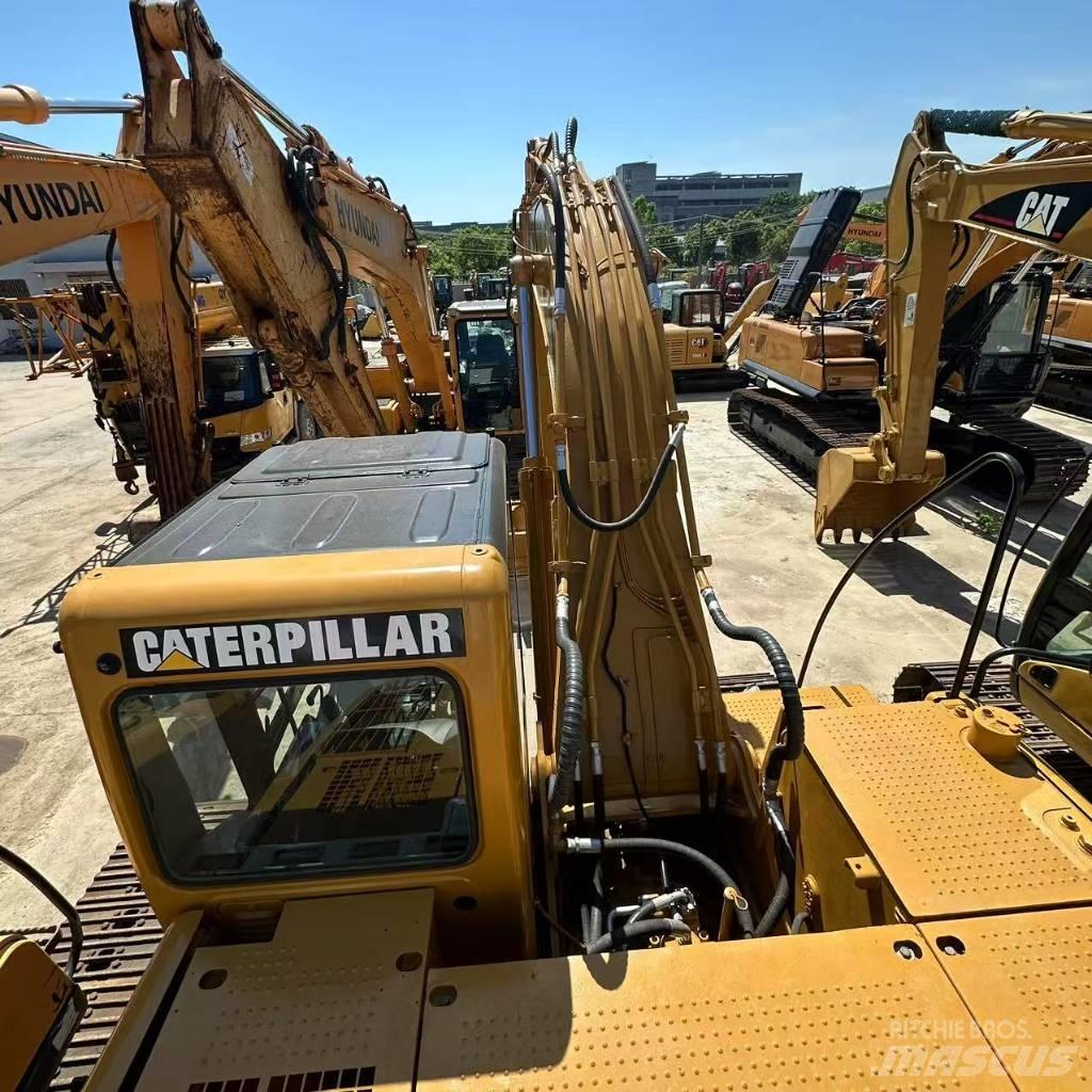 CAT 320 C L Pásové rýpadlá