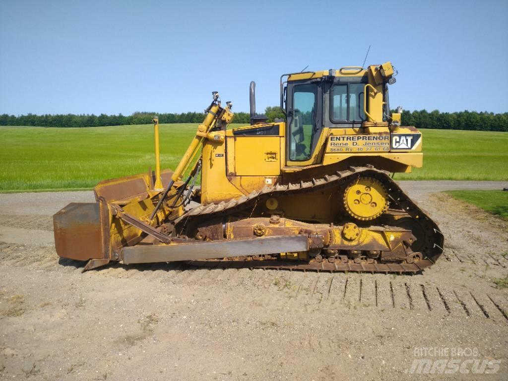 CAT D 6 T LGP Pásové dozéry