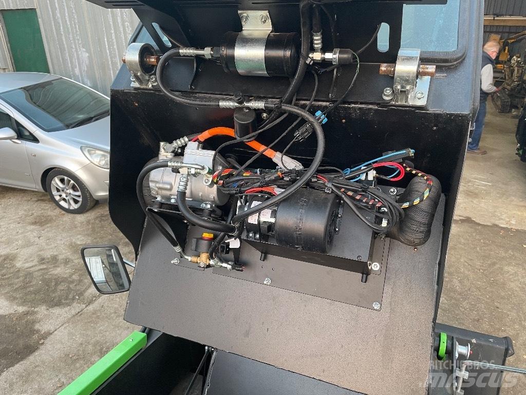 Kovaco Elise 900 Midi rýpadlá 7 t - 12 t
