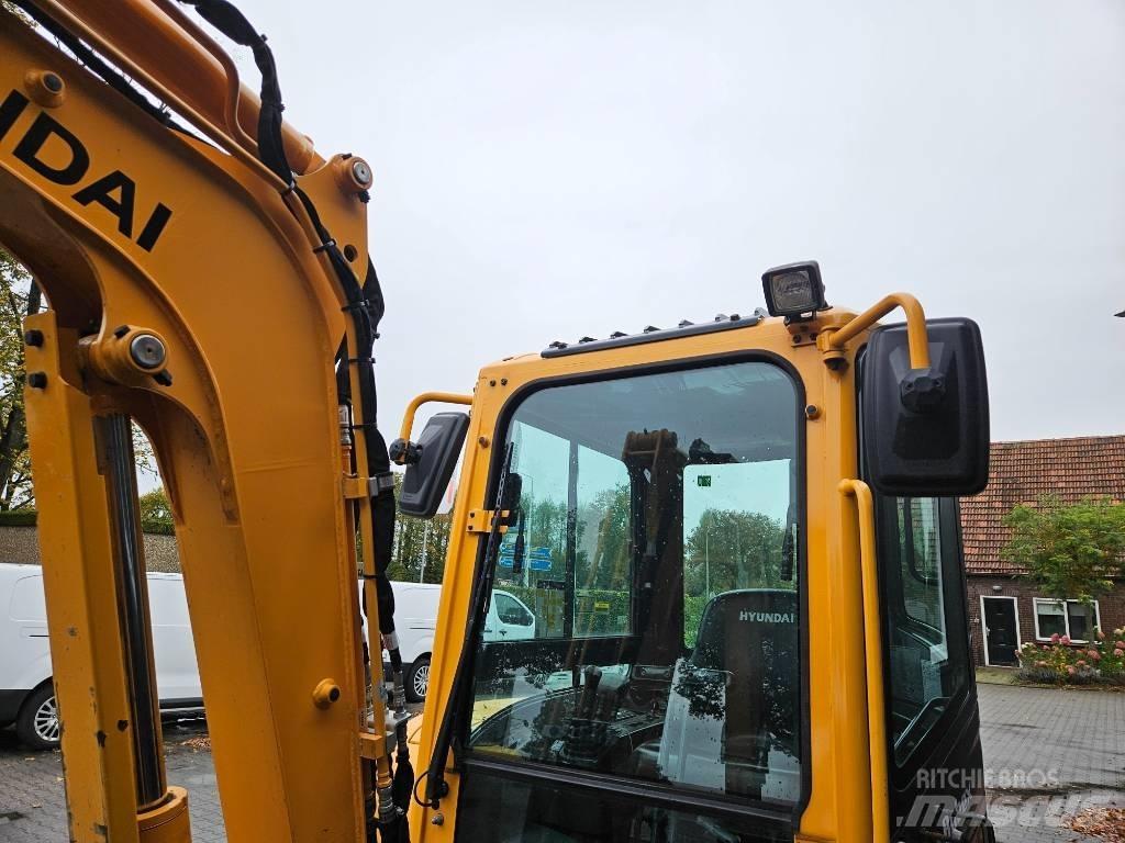 Hyundai Robex 25-9 Mini rýpadlá < 7t
