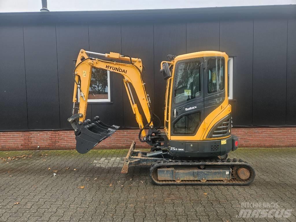 Hyundai Robex 25-9 Mini rýpadlá < 7t