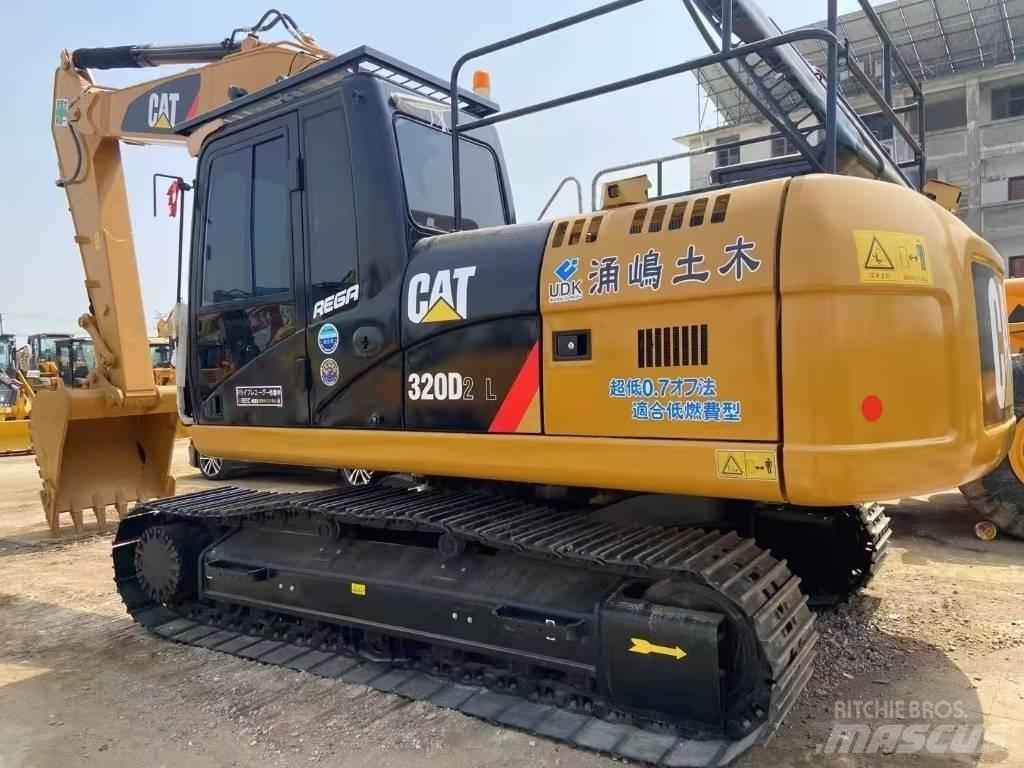 CAT 320D2L Pásové rýpadlá