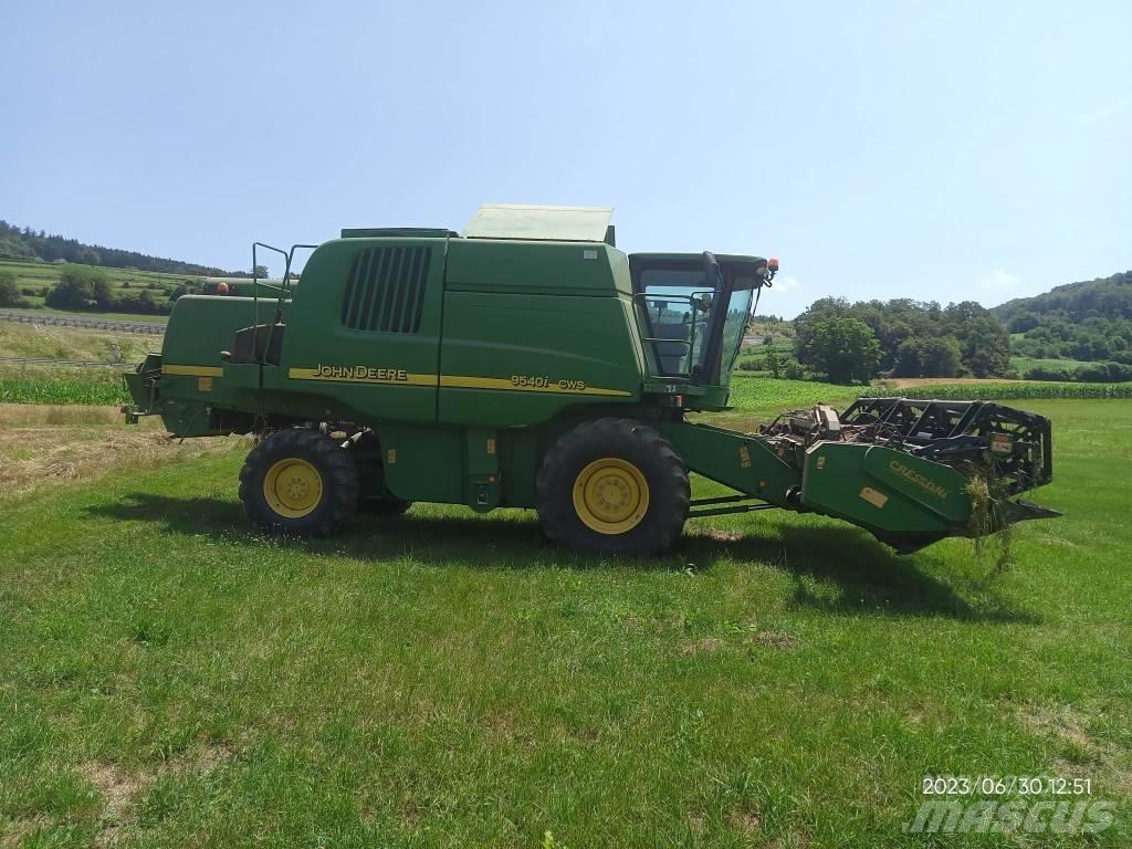 John Deere 9540 CWS Kombinované zberacie stroje