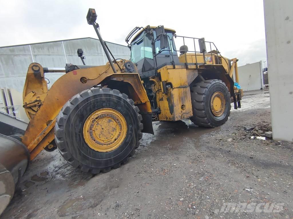 CAT 988 K Kolesové nakladače