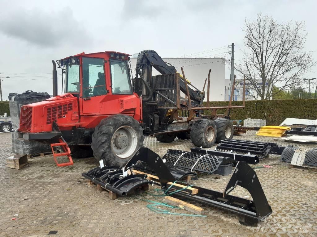 Komatsu 840 TX Lesné traktory