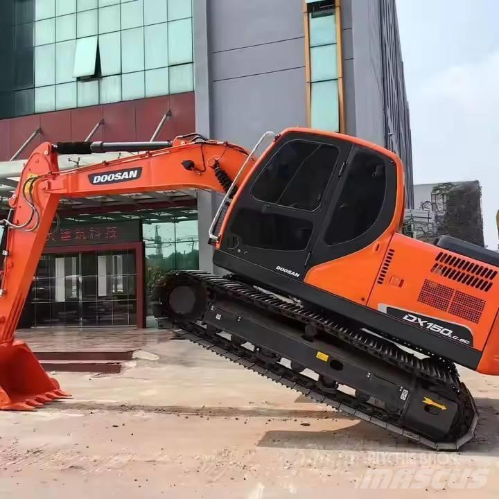 Doosan DX150 Pásové rýpadlá