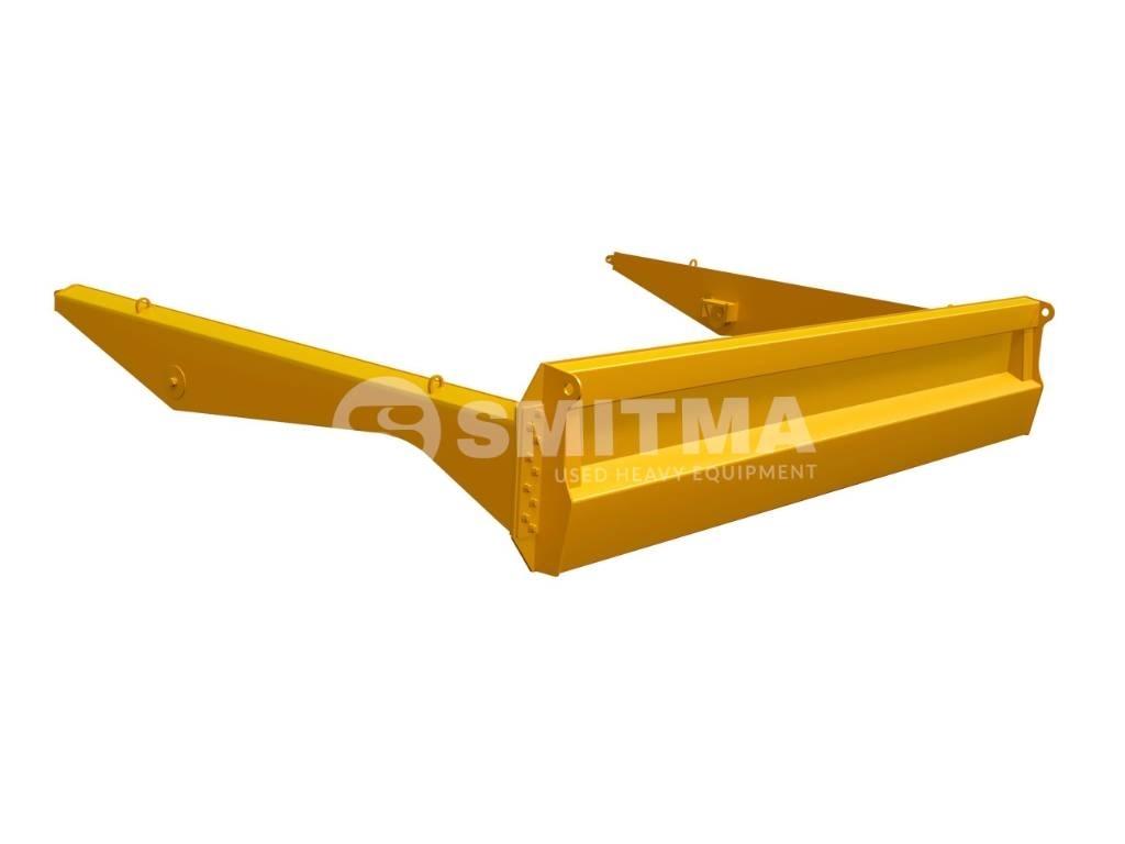 CAT 725C Zadné dvere