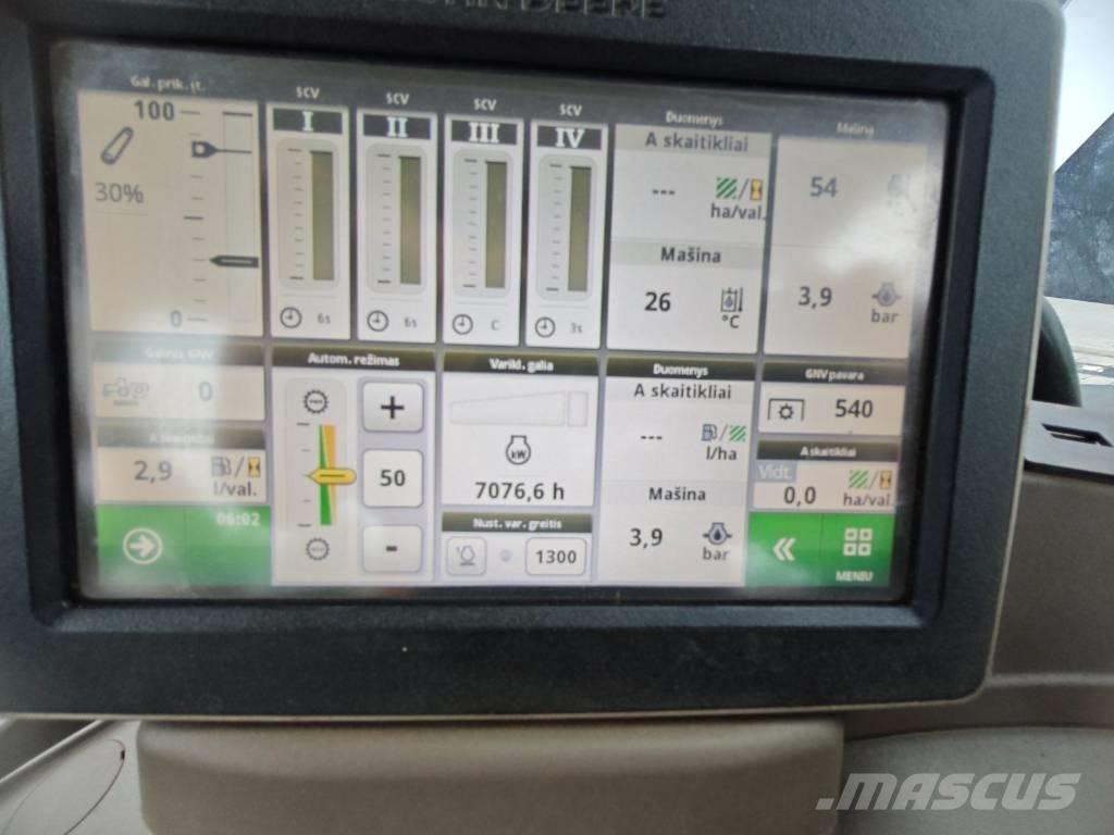John Deere 6215 R Traktory