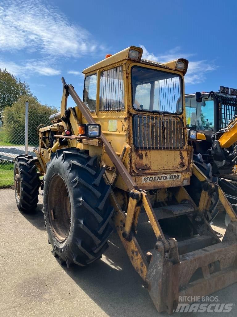 Volvo BM 641 Čelné nakladače a rýpadlá