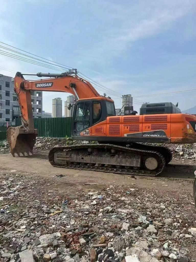 Doosan DX420LC Pásové rýpadlá
