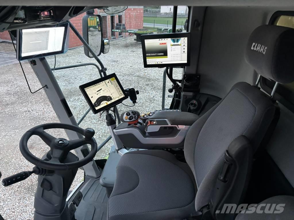 CLAAS Lexion 8900 TT Kombinované zberacie stroje