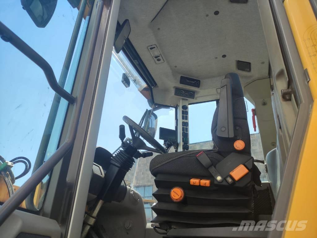Volvo L 60 F Kolesové nakladače