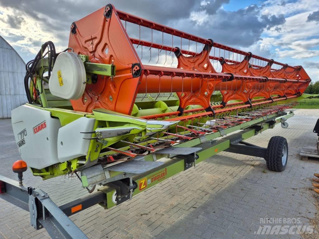 CLAAS Lexion 670 Kombinované zberacie stroje