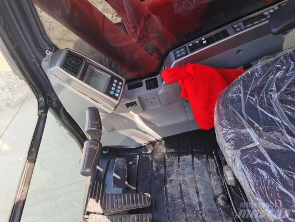 Doosan DX225LC-9C Pásové rýpadlá