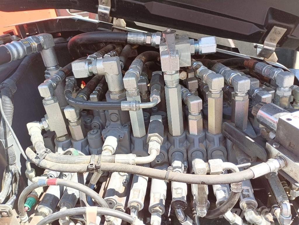 Kubota KX 080-4 Midi rýpadlá 7 t - 12 t