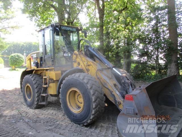 CAT 924 Kolesové nakladače
