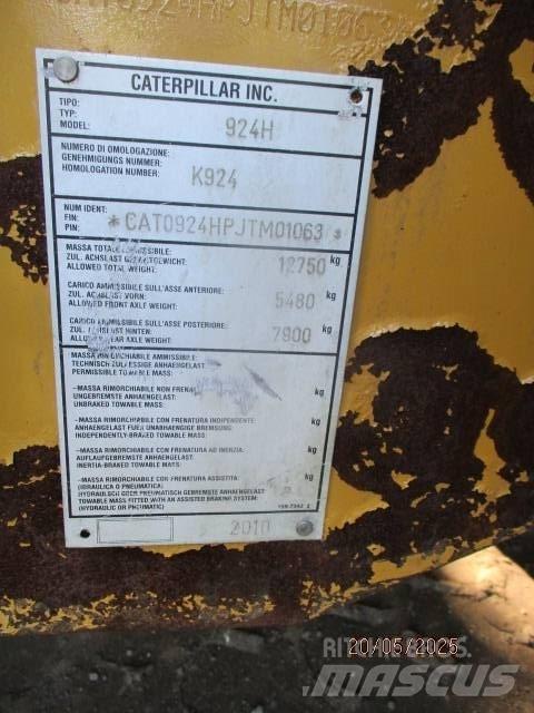 CAT 924 Kolesové nakladače