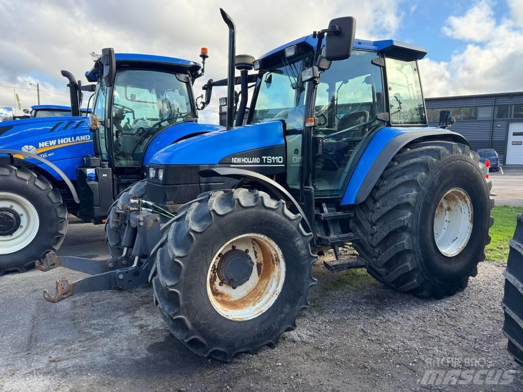 New Holland TS110 Traktory