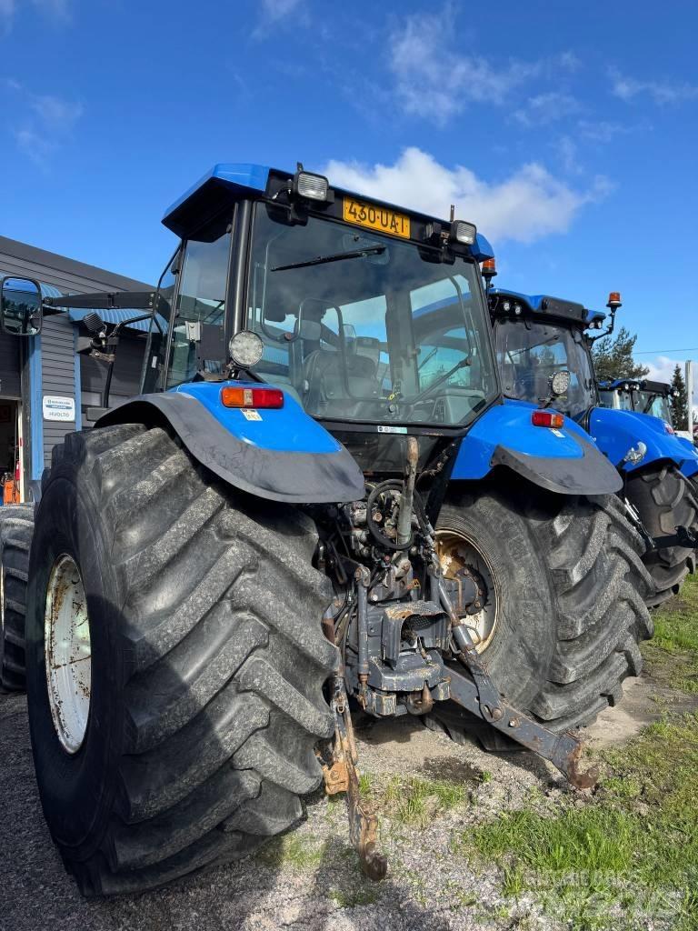 New Holland TS110 Traktory