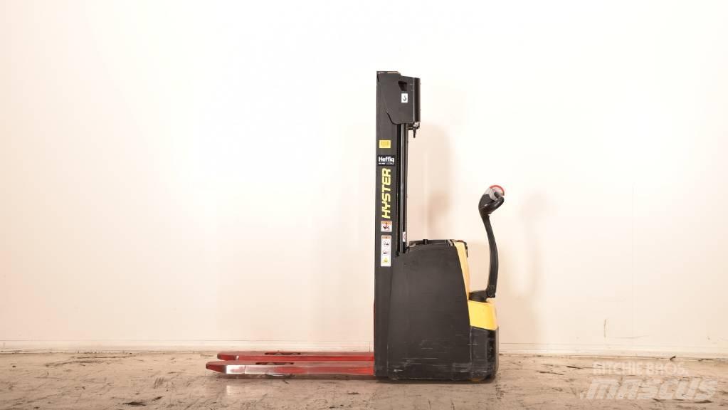 Hyster S 1.6 Ručne vedené vysokozdvižné vozíky