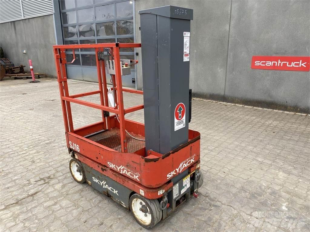 SkyJack SJ16 Vertikálne stĺpové výťahy