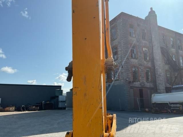 JCB 140XLC Pásové rýpadlá