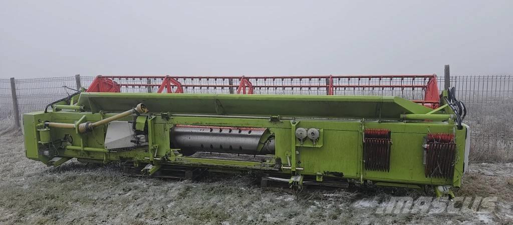 CLAAS Tucano 440 Kombinované zberacie stroje