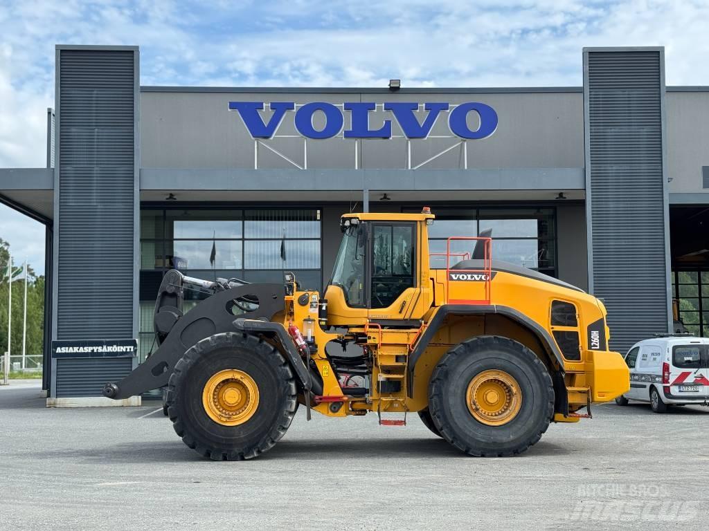 Volvo L 260 H Kolesové nakladače