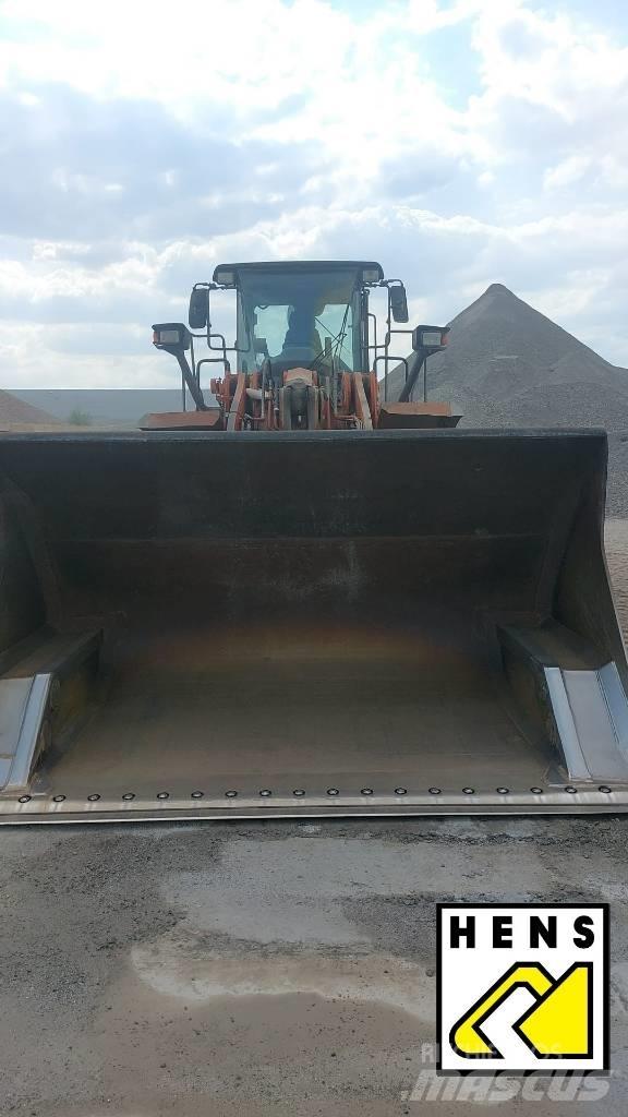 Hitachi ZW 310 Kĺbové nákladné autá