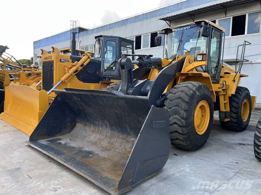 Volvo L 105 Kolesové nakladače