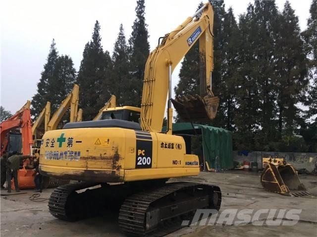 Komatsu pc200-7 Pásové rýpadlá