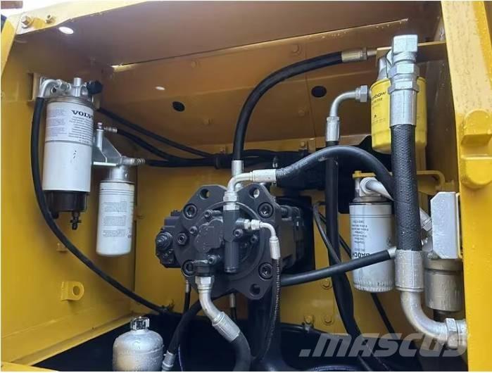 Volvo EC210D Pásové rýpadlá