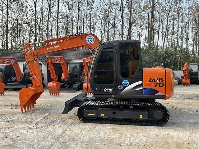 Hitachi ZX70 Pásové rýpadlá