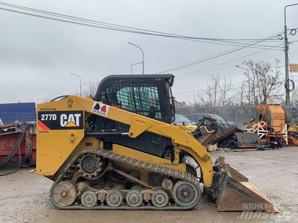 CAT 277 D Šmykom riadené nakladače