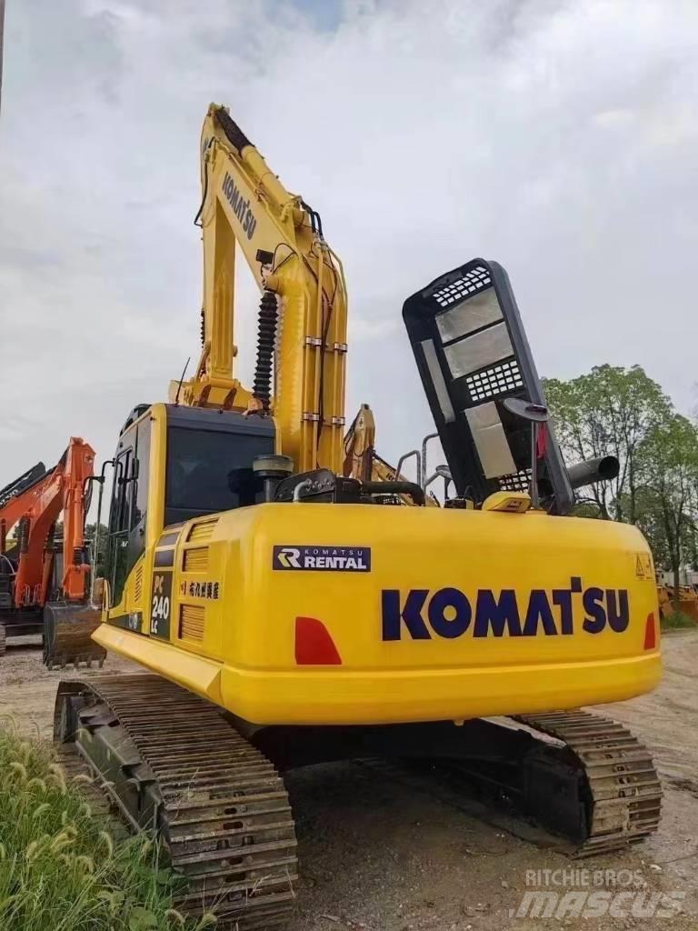 Komatsu 240LC-8 Pásové rýpadlá
