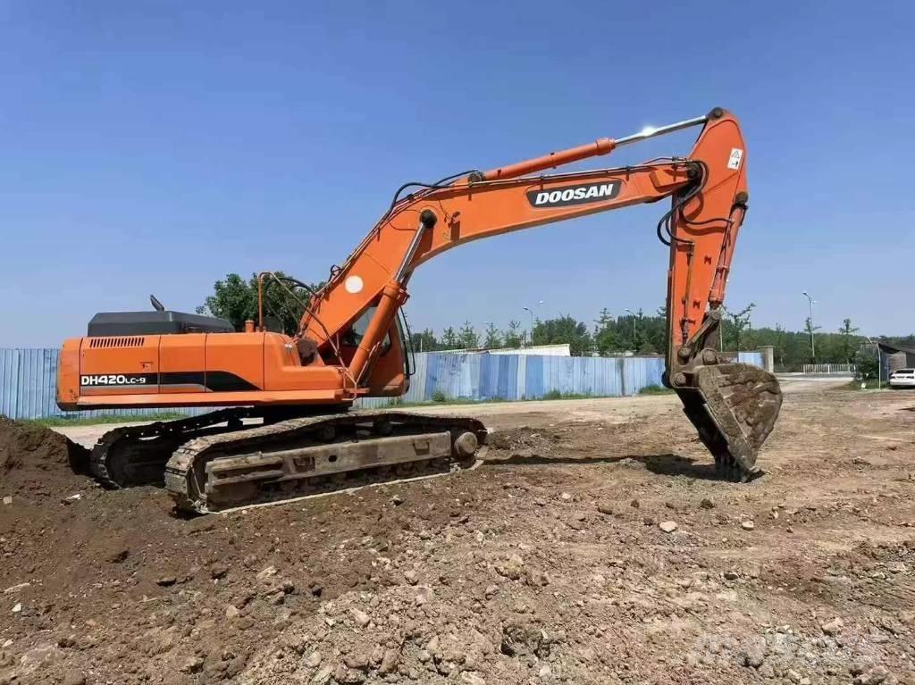 Doosan DH 370 Pásové rýpadlá