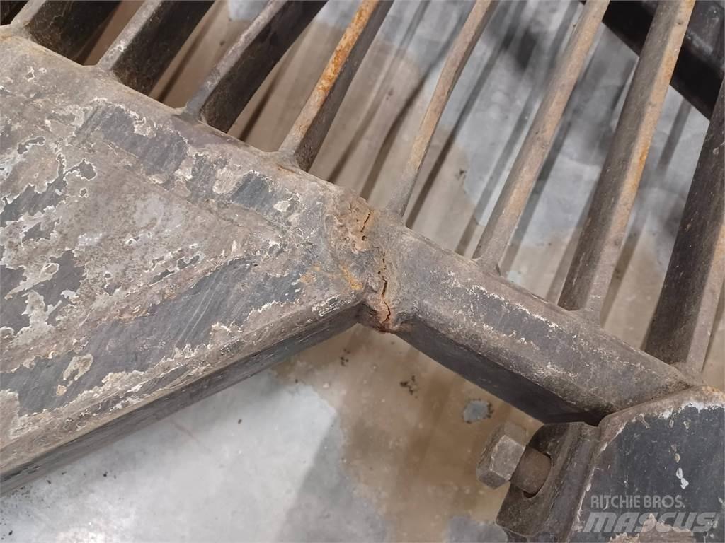 Komatsu 890.3 Ďalšie komponenty