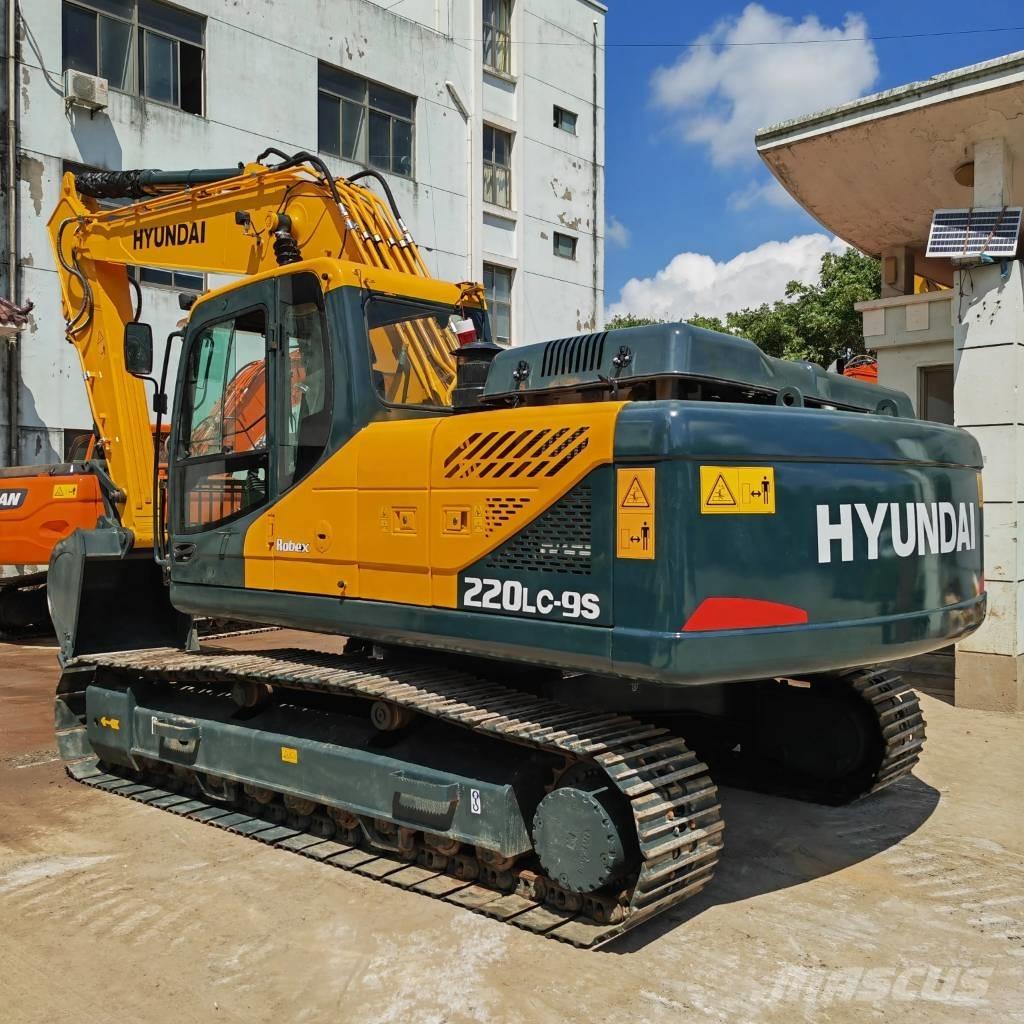 Hyundai R220LC-9S Pásové rýpadlá