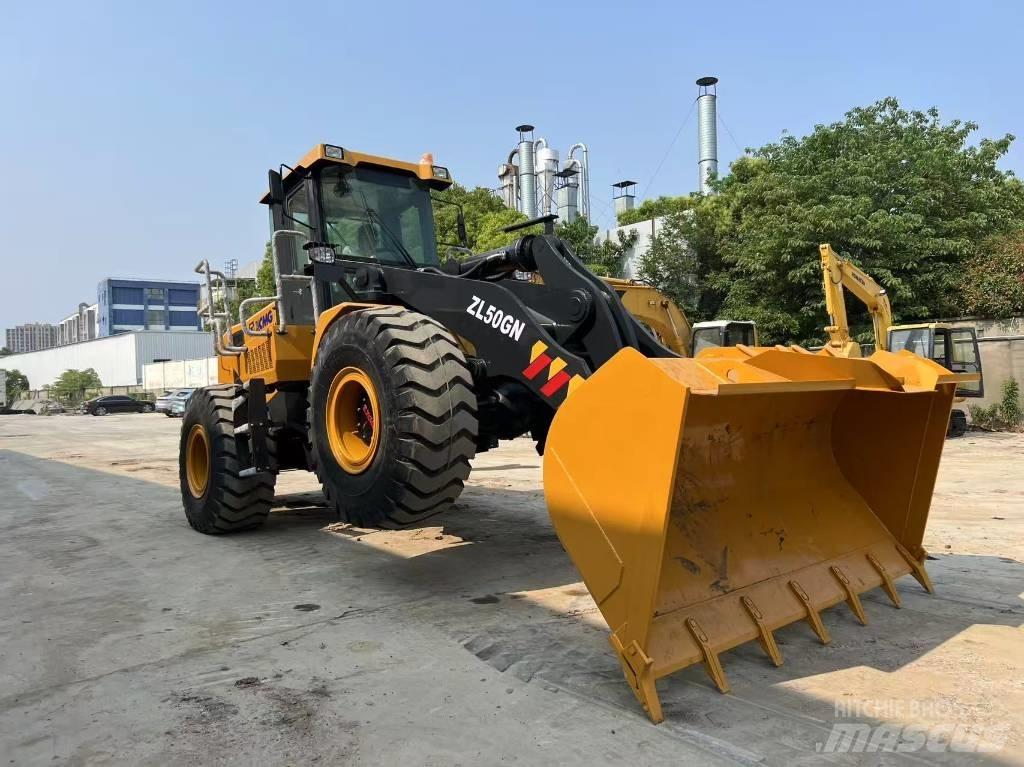 XCMG ZL 50 GN Kolesové nakladače
