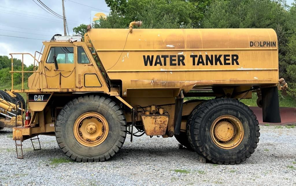 CAT 773 B Cisterny na vodu