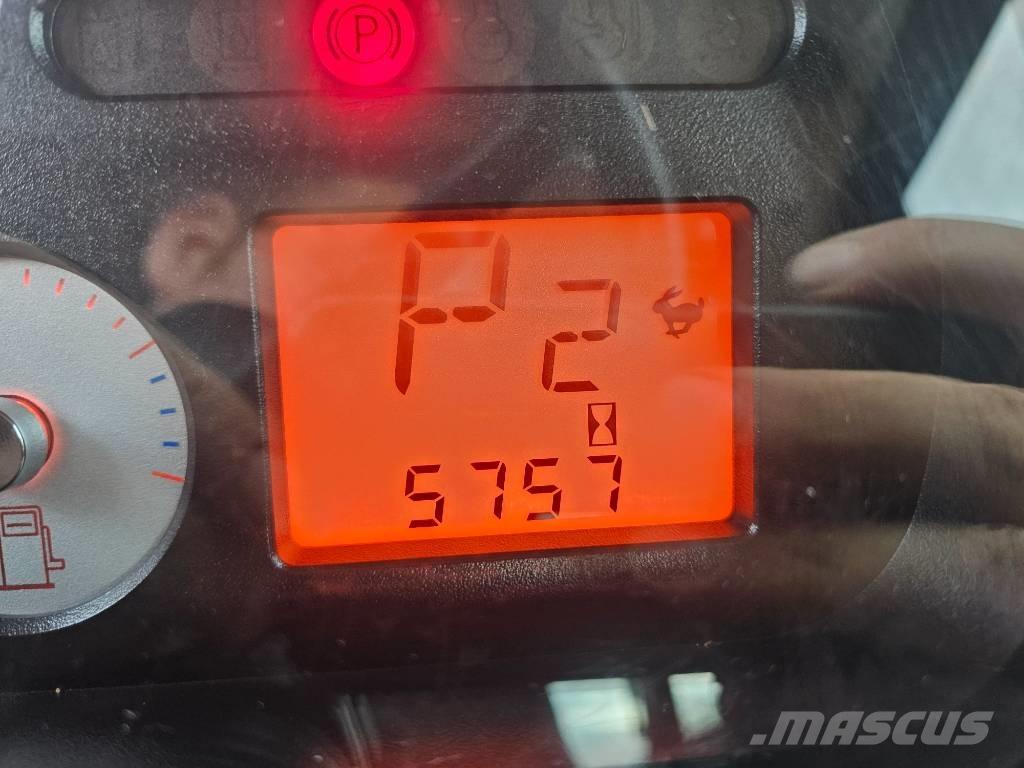 Massey Ferguson 7495 Traktory