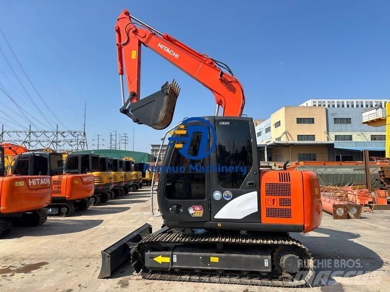 Hitachi ZX70 Pásové rýpadlá