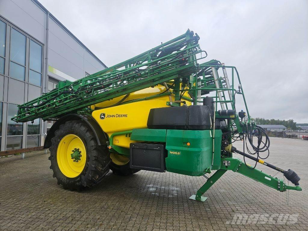 John Deere M692i Ťahané postrekovače