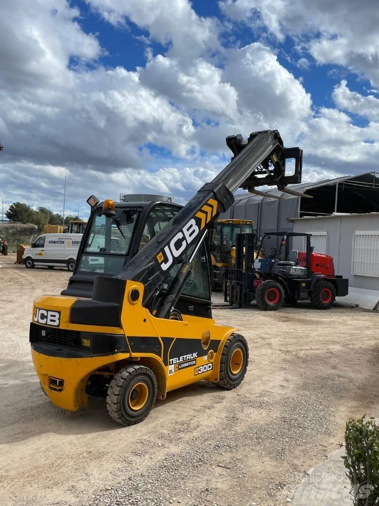 JCB TLT 30 D Teleskopické manipulátory