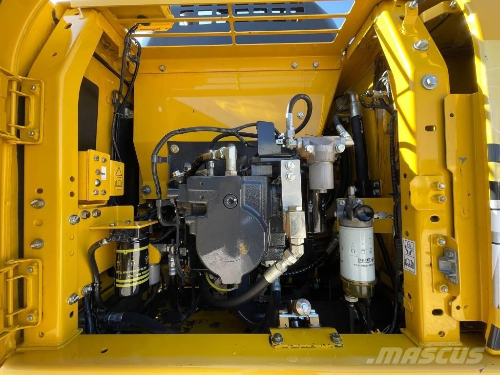Komatsu HB215LC-2 Pásové rýpadlá