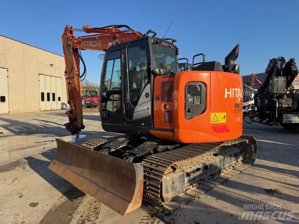 Hitachi ZX 135 US-6 Pásové rýpadlá