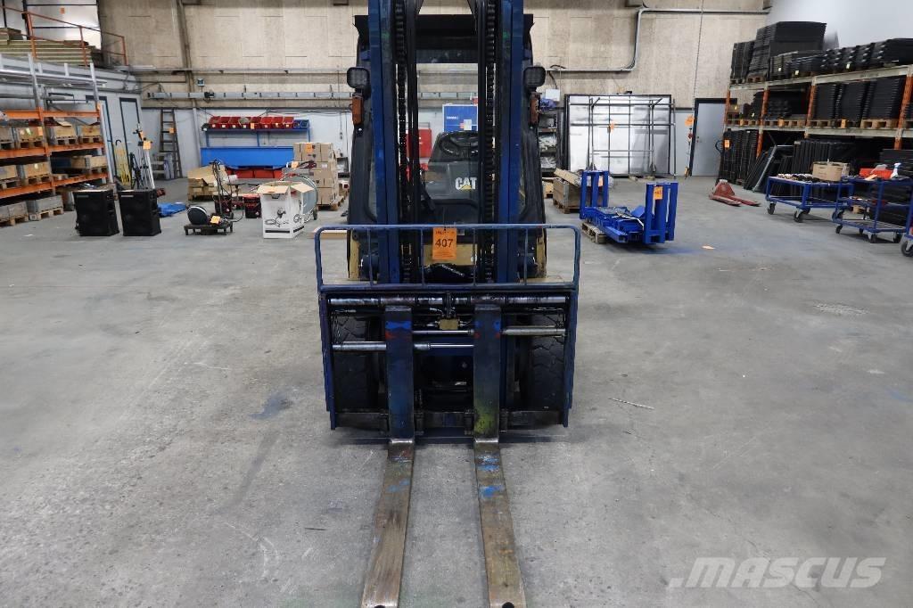 CAT TRUCK Dieselové vozíky