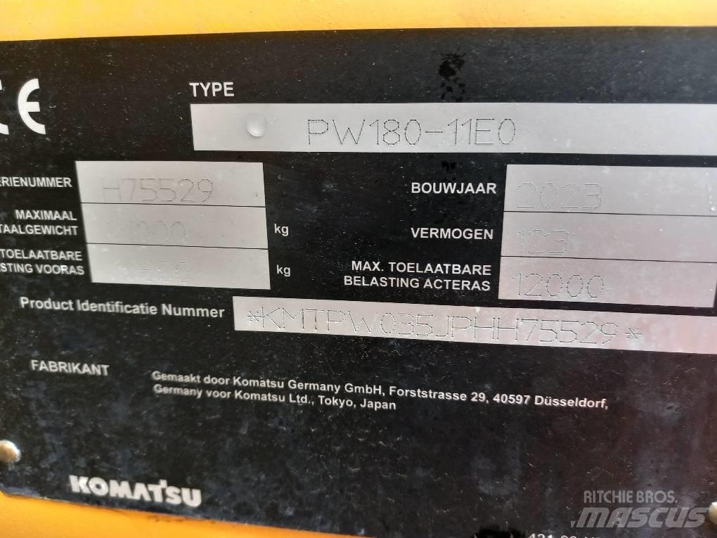 Komatsu PW180-11E0 Kolesové rýpadlá