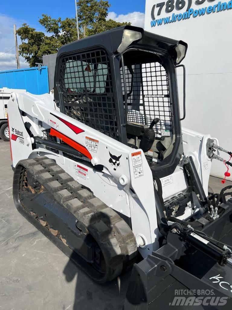 Bobcat T 550 Šmykom riadené nakladače
