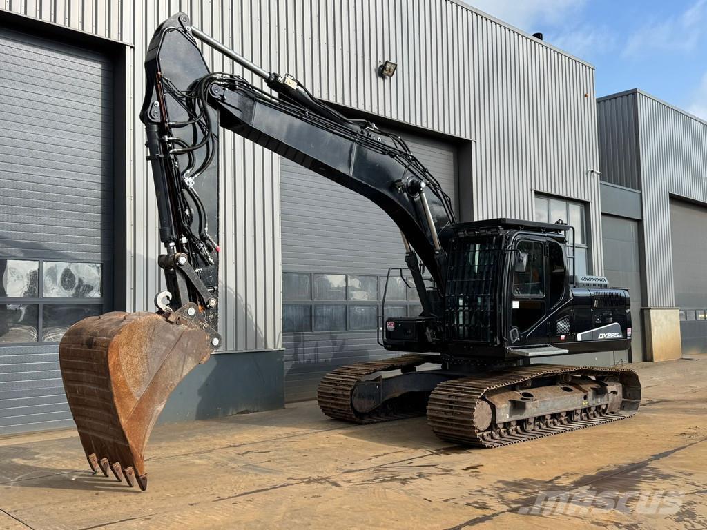 Doosan DX225LC-5 Pásové rýpadlá